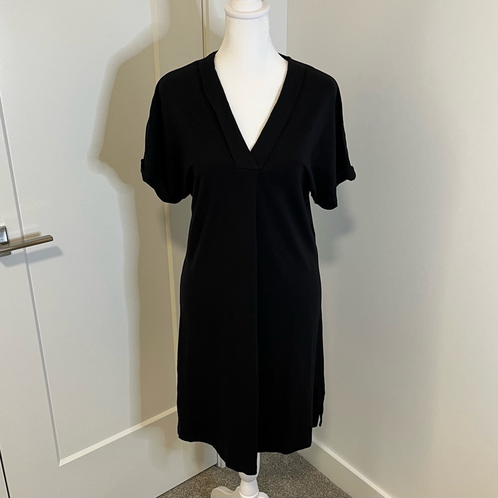 MELISSA NEPTON Short Sleeve V-Neck Dress - FREE SHIPPING on Bundles $95+
